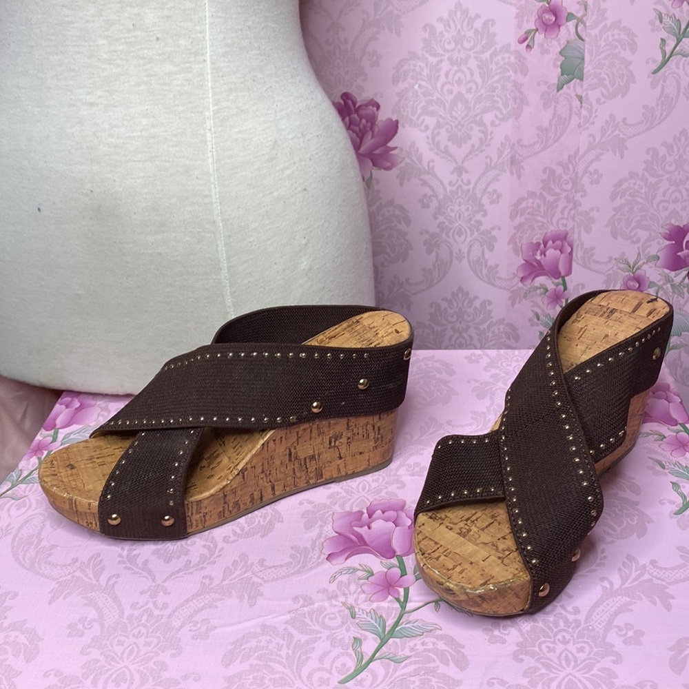 🌹 Montego Bay Club 🌹 NWOT Brown Corkscrew Slip On Platform Wedge Sandals - Picture 5 of 10